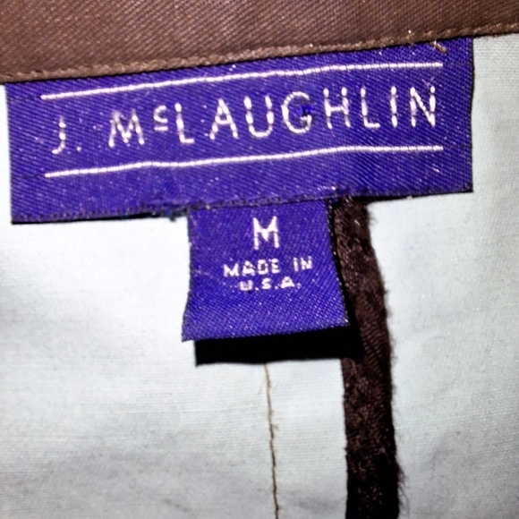 A J. McLaughlin brown trench coat duster in a size medium with a strap. EUC - Picture 4 of 5